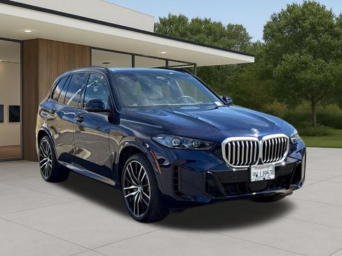 Used 2026 BMW X5 xDrive40i w/ M Sport Package AWD/4WD image 6