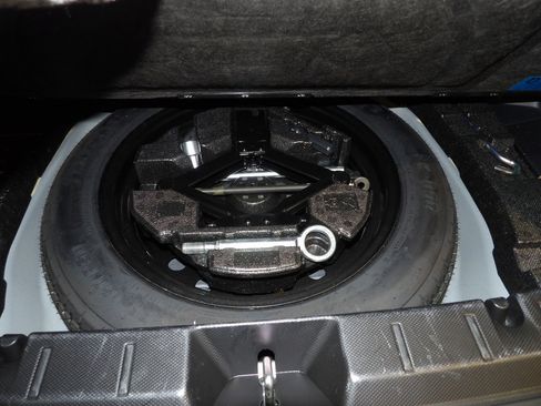 Used 2023 Subaru Crosstrek 2.0i Premium image 20