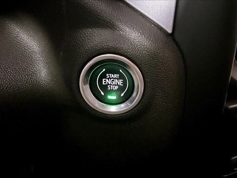 Used 2019 GMC Sierra 1500 SLT image 33