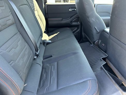 Used 2024 Nissan Frontier PRO-4X w/ Off-Road Protection Package image 10