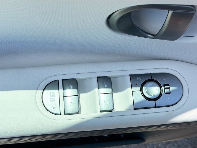 New 2026 Hyundai Ioniq 5 SEL AWD/4WD image 18