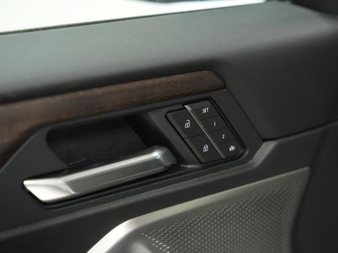 New 2026 GMC Acadia Denali Ultimate w/ LPO, Floor Liner Package image 26