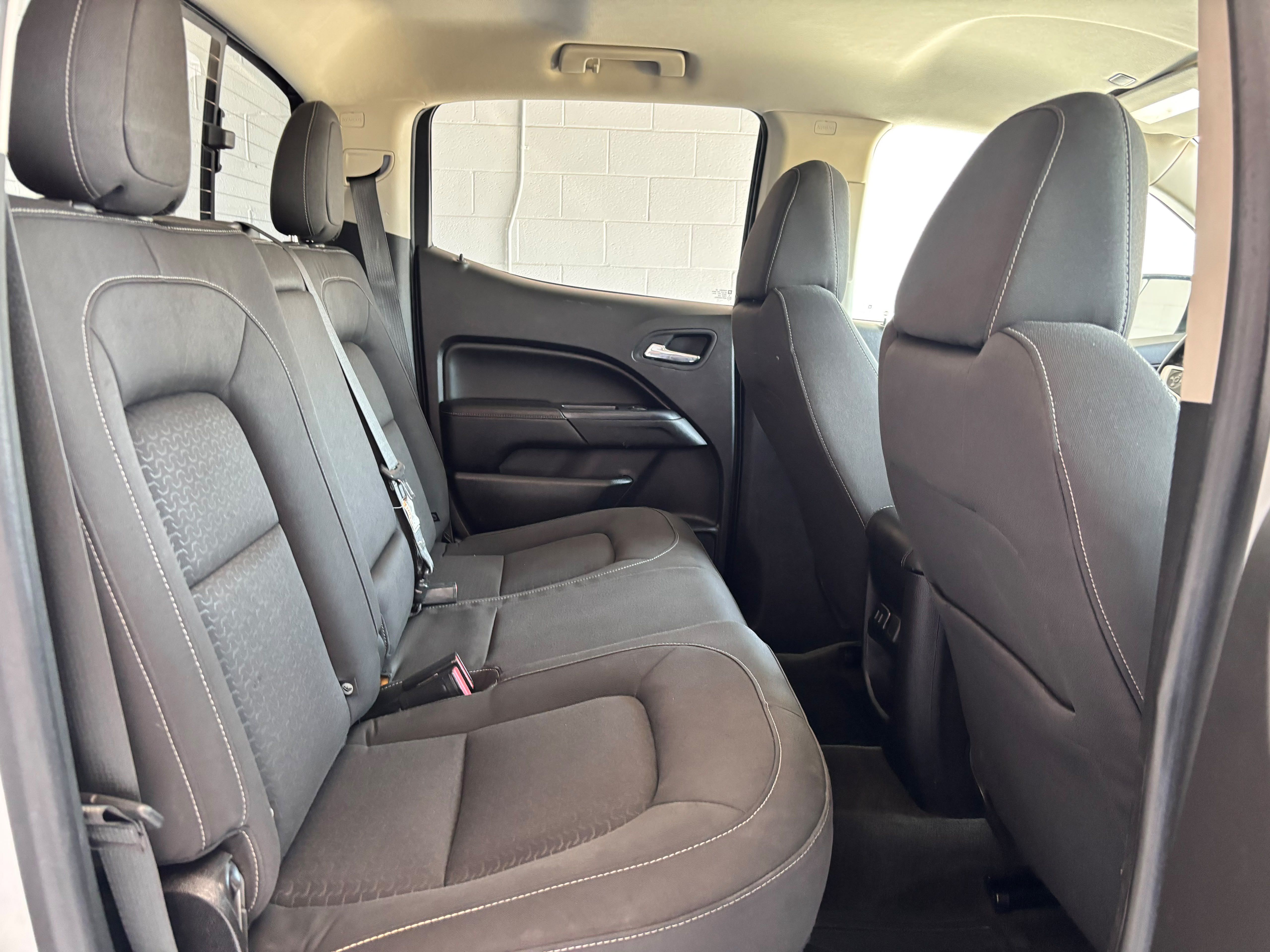 Used 2017 GMC Canyon SLE w/ SLE Convenience Package AWD/4WD image 21