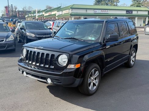 Used 2016 Jeep Patriot High Altitude FWD image 5