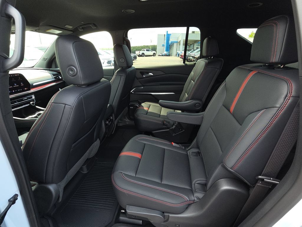 New 2026 Chevrolet Traverse RS FWD image 28