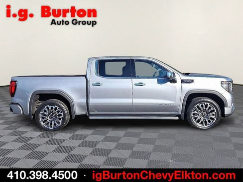 Used 2024 GMC Sierra 1500 Denali Ultimate AWD/4WD image 7