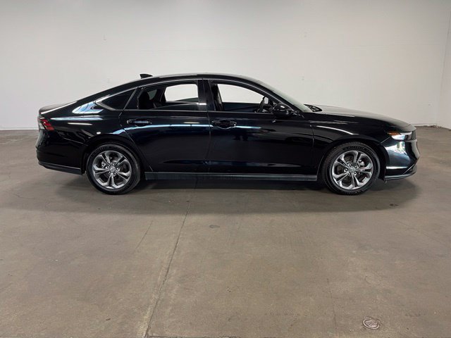 Used 2023 Honda Accord EX image 2