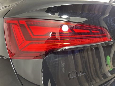 Used 2022 Audi Q5 2.0T Premium Plus w/ Premium Plus Package image 15