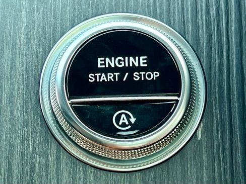 Certified 2023 Mercedes-Benz GLC 300 4MATIC image 45