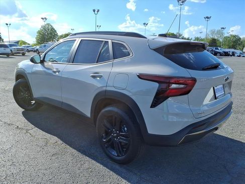 New 2026 Chevrolet Trax ACTIV w/ Driver Confidence Package FWD image 5