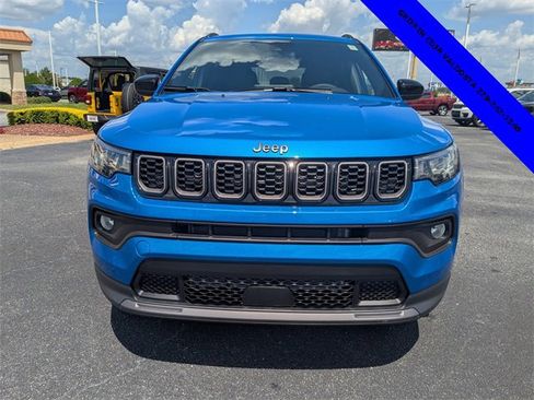 New 2025 Jeep Compass Latitude w/ Sun & Sound Group image 9