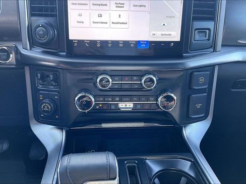 Used 2025 Ford F150 Platinum w/ FX4 Off-Road Package AWD/4WD image 31
