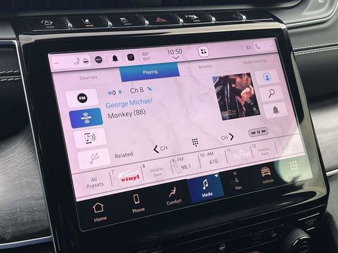 Used 2022 Jeep Grand Cherokee L Limited image 32