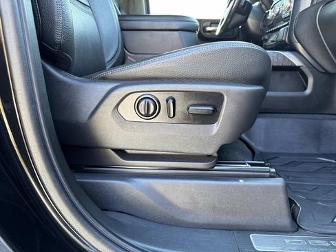 Used 2021 GMC Sierra 2500 Denali w/ Denali Ultimate Package image 29