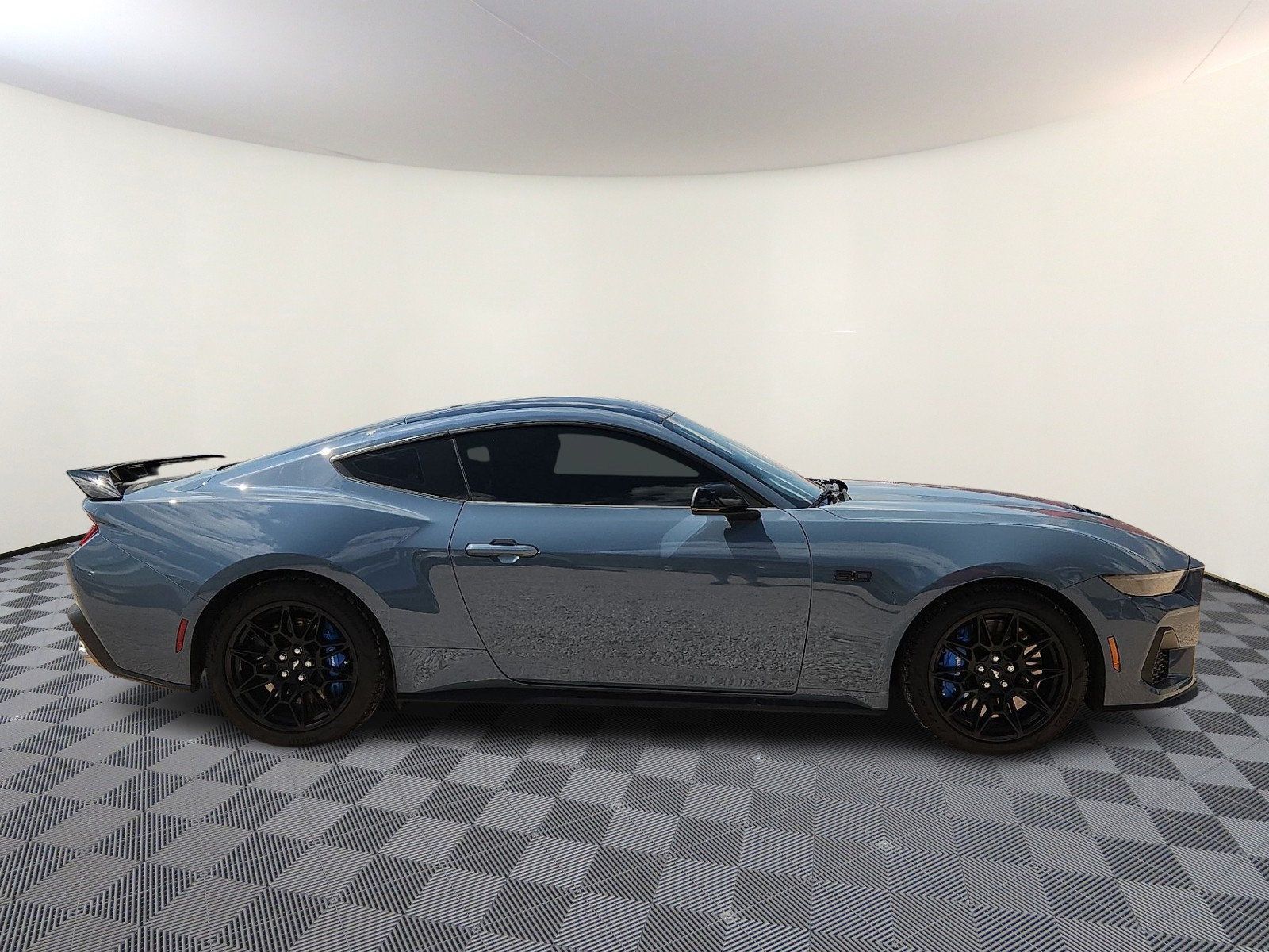 Used 2024 Ford Mustang GT Premium w/ GT Performance Package RWD image 5