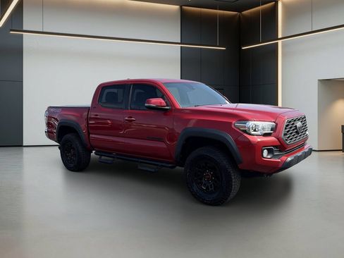 Used 2020 Toyota Tacoma TRD Off-Road AWD/4WD image 8