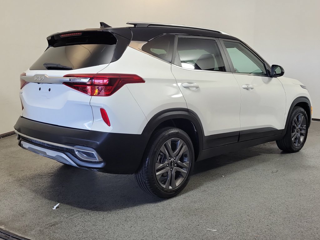 Used 2023 Kia Seltos S FWD image 7