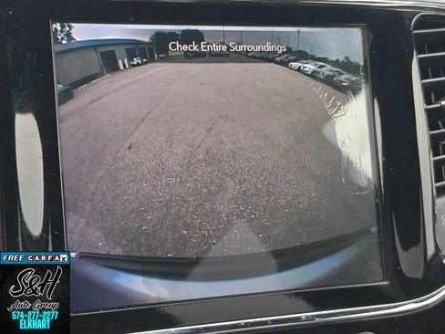 Used 2019 Jeep Grand Cherokee Altitude AWD/4WD image 8