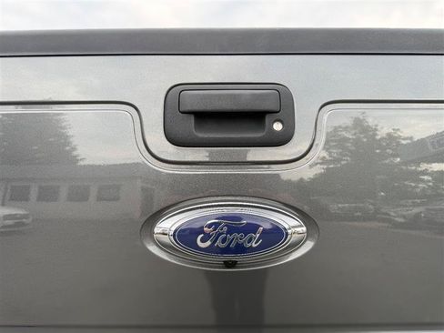 Used 2015 Ford F250 Lariat w/ Chrome Package AWD/4WD image 23