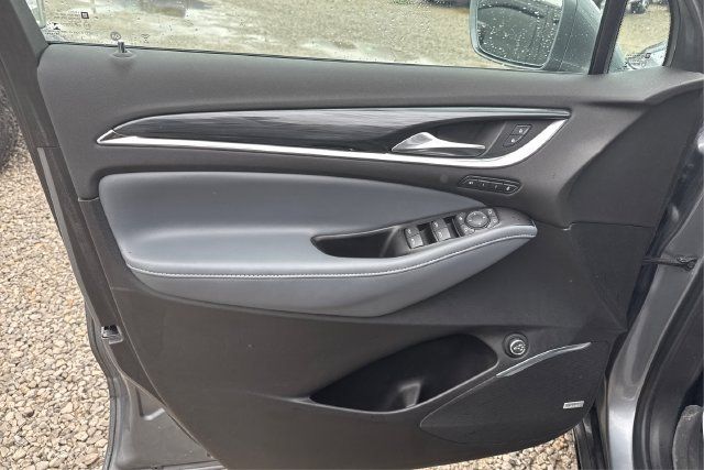 Used 2019 Buick Enclave Premium AWD/4WD image 19