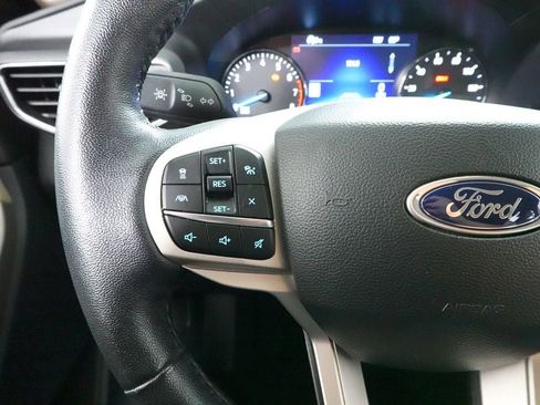 Certified 2023 Ford Explorer Limited AWD/4WD image 15
