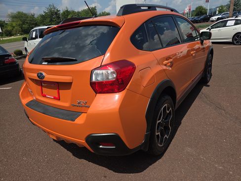 Used 2015 Subaru Crosstrek 2.0i Premium w/ Popular Package #1 AWD/4WD image 3