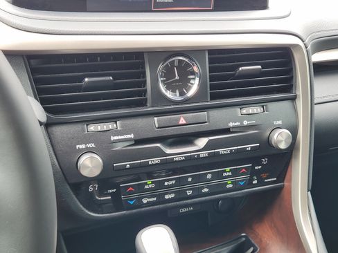 Used 2020 Lexus RX 350 FWD w/ Premium Package image 18