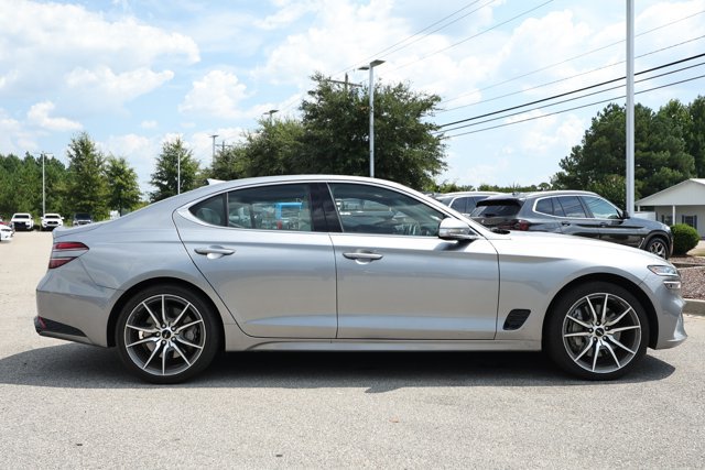 Used 2025 Genesis G70 2.5T AWD/4WD image 4