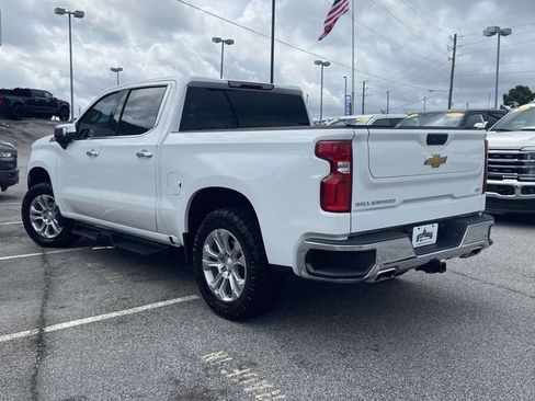 Used 2025 Chevrolet Silverado 1500 LTZ AWD/4WD image 5