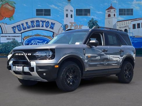 Used 2025 Ford Bronco Sport Badlands w/ Sasquatch Badlands Package AWD/4WD image 3