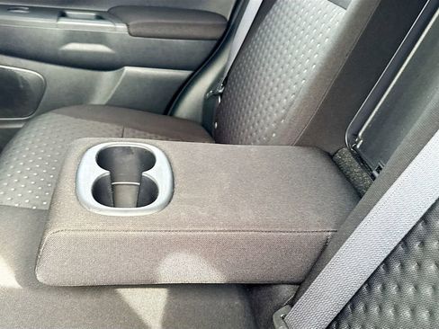 Used 2011 Mitsubishi Outlander Sport SE image 23