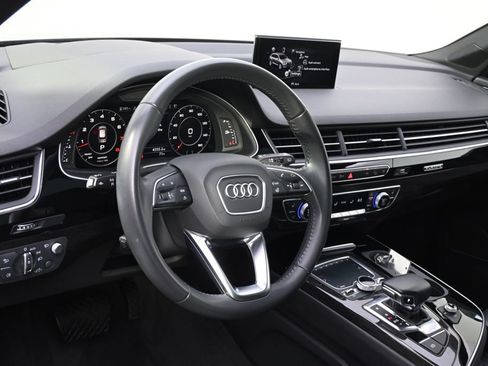 Used 2018 Audi Q7 3.0T Prestige w/ Prestige Package AWD/4WD image 11