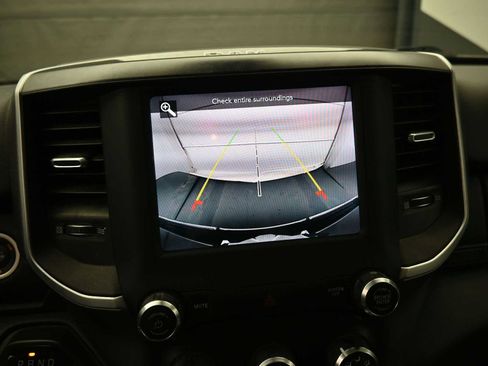 Used 2021 RAM 1500 Big Horn image 8