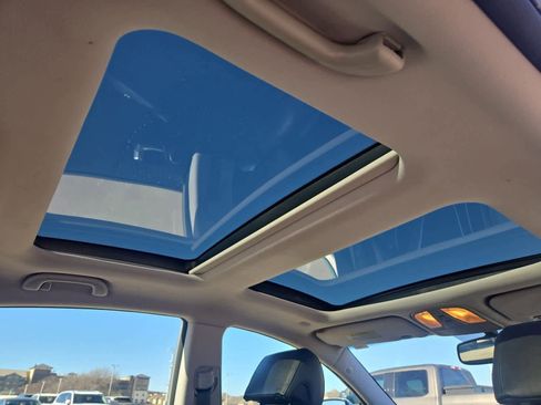 Used 2016 Kia Cadenza Premium w/ Luxury Plus Package image 21