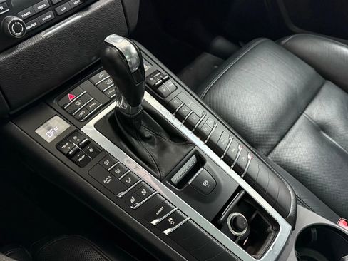 Used 2018 Porsche Macan S image 29