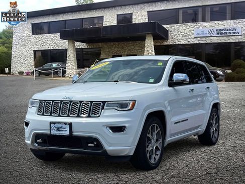Used 2020 Jeep Grand Cherokee Overland AWD/4WD image 2