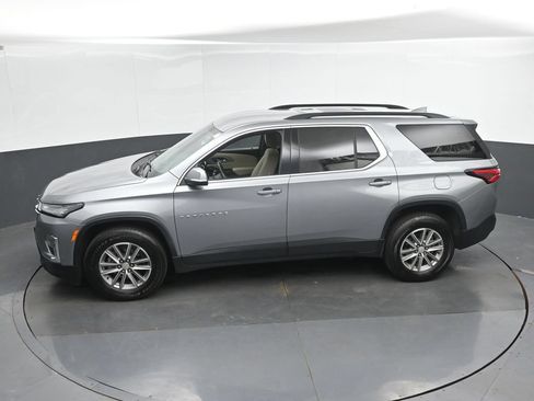 Used 2023 Chevrolet Traverse LT w/ LPO, Cargo Package AWD/4WD image 40