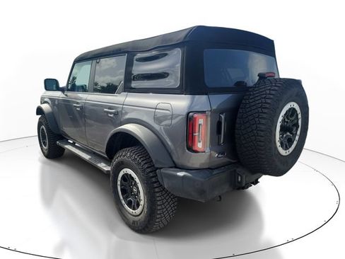 Used 2023 Ford Bronco Outer Banks w/ Sasquatch Package AWD/4WD image 3