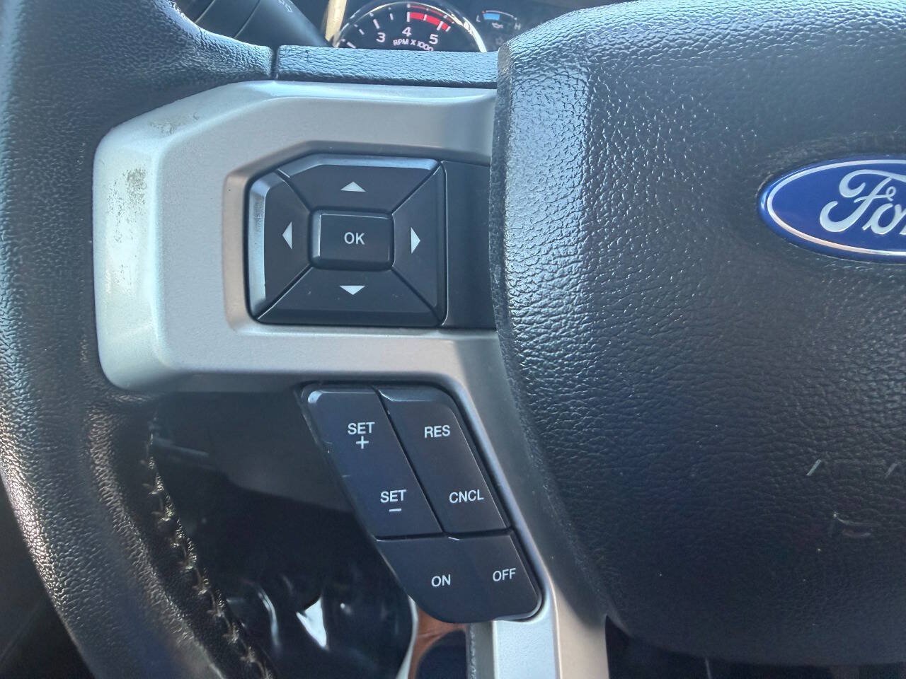 Used 2017 Ford F250 Lariat w/ Chrome Package AWD/4WD image 19