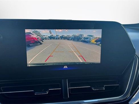 Used 2024 Chevrolet Trax RS w/ Sunroof Package image 21