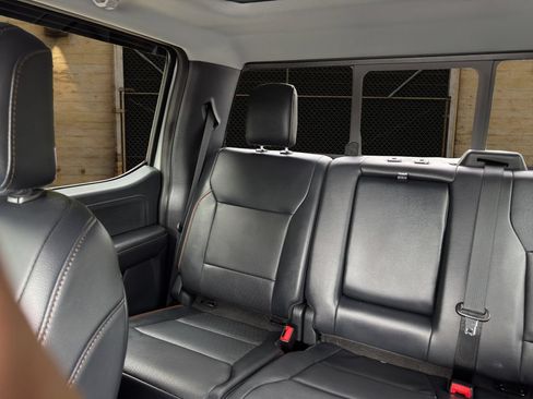 Used 2025 Ford F350 Lariat w/ Lariat Ultimate Package AWD/4WD image 39