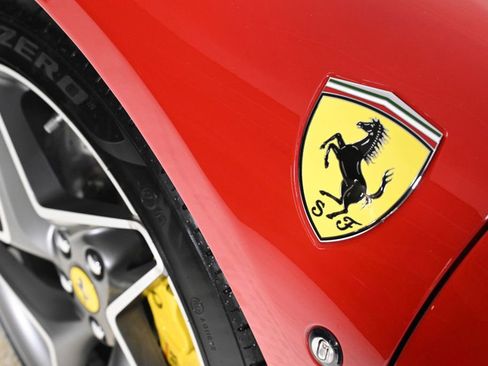 Certified 2022 Ferrari F8 Tributo image 27