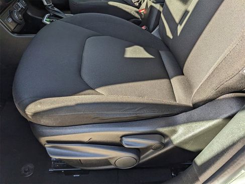 Used 2021 Jeep Renegade Sport image 23