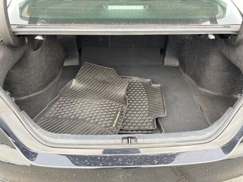 Used 2023 Toyota Camry SE image 18