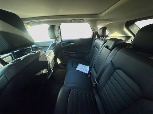 Used 2020 Ford Edge SEL w/ Convenience Package image 8