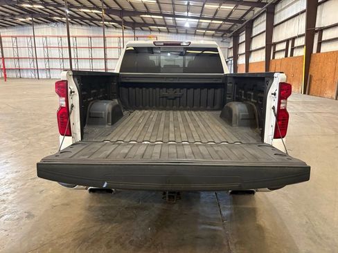 Used 2020 Chevrolet Silverado 1500 LT w/ All-Star Edition image 12