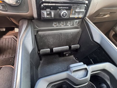 Used 2025 RAM 1500 Limited w/ Trailer Tow Group AWD/4WD image 34