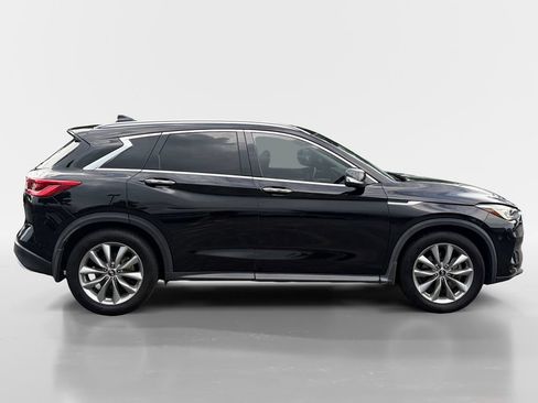 Used 2019 INFINITI QX50 Luxe FWD image 3