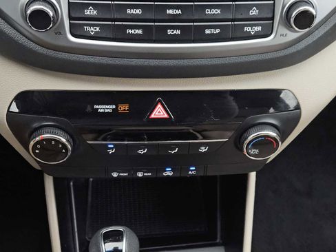 Used 2016 Hyundai Tucson SE w/ Option Group 02 image 18