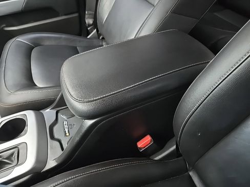 Used 2019 Chevrolet Colorado ZR2 image 75